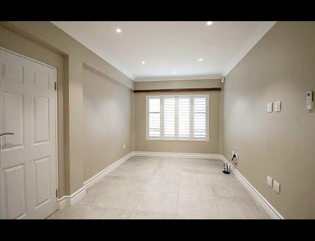 4 BEDROOM HOUSE FOR SALE IN UMHLANGA RIDGE